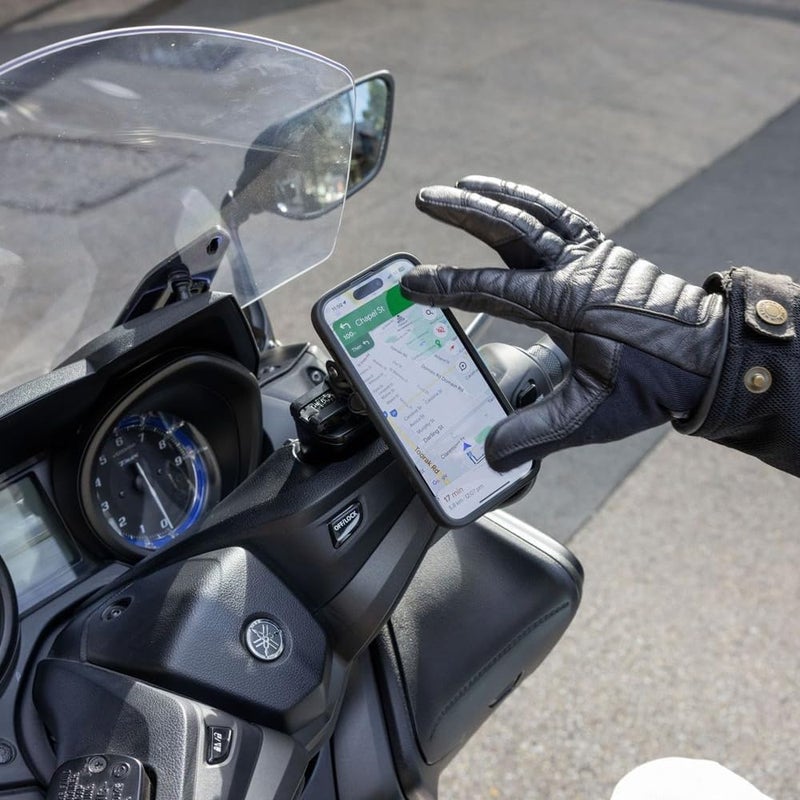 QUAD LOCK Brake Reservoir Motorcycle Phone Mount Kit with Vibration Dampener and MAG Universal Adaptor - Image 5